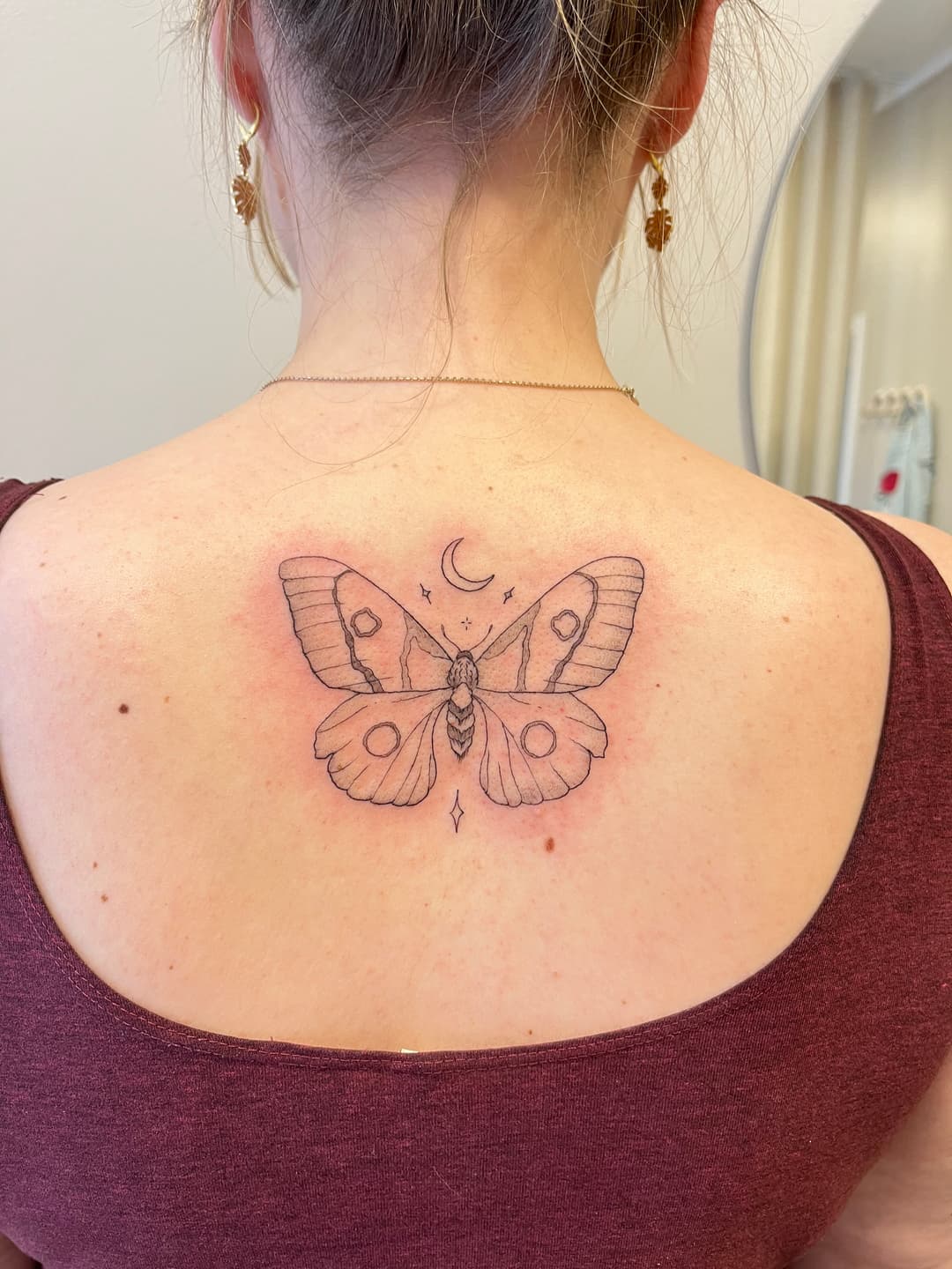 Nebula | Tatuajes de línea fina